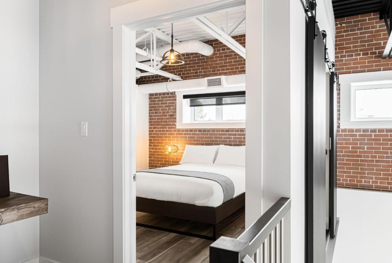 Aparthotel Station 1 By Terra Hospitality Moncton Exterior foto